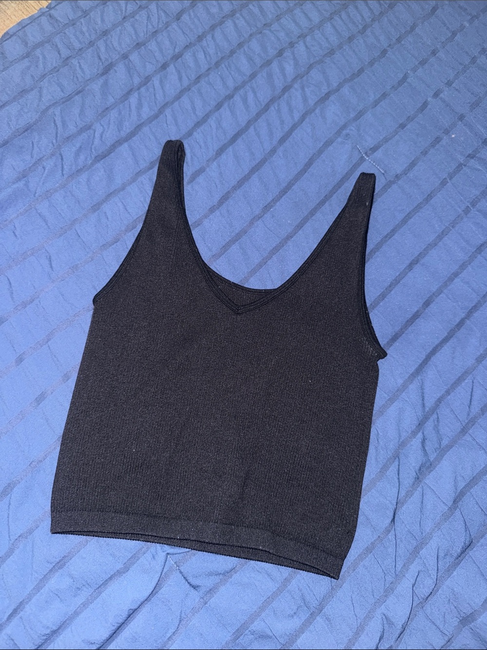 Women’s Ribbed V-Neck Tank Top - Black